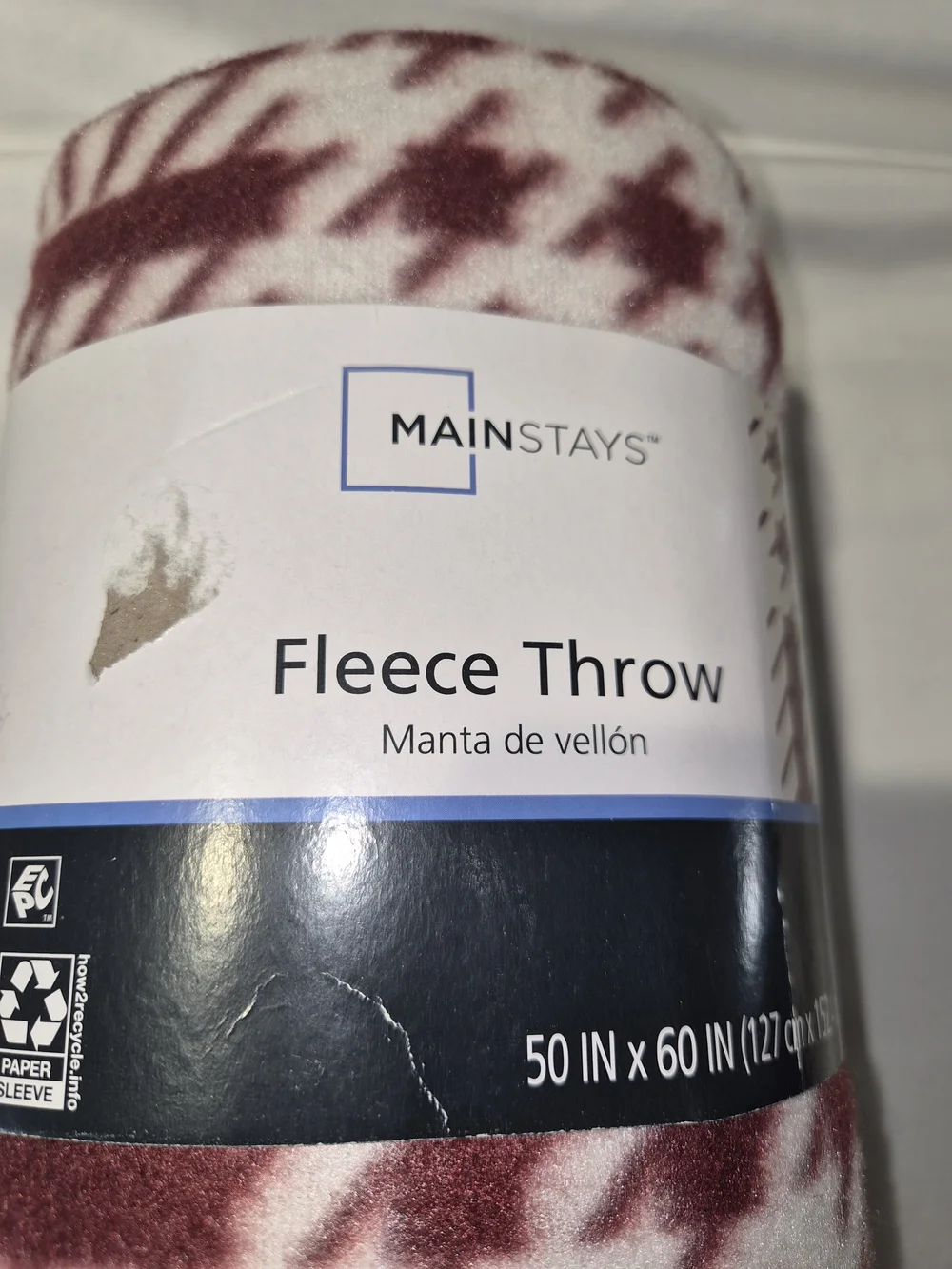 Mainstays Burgundy and White Fleece Throw Blanket